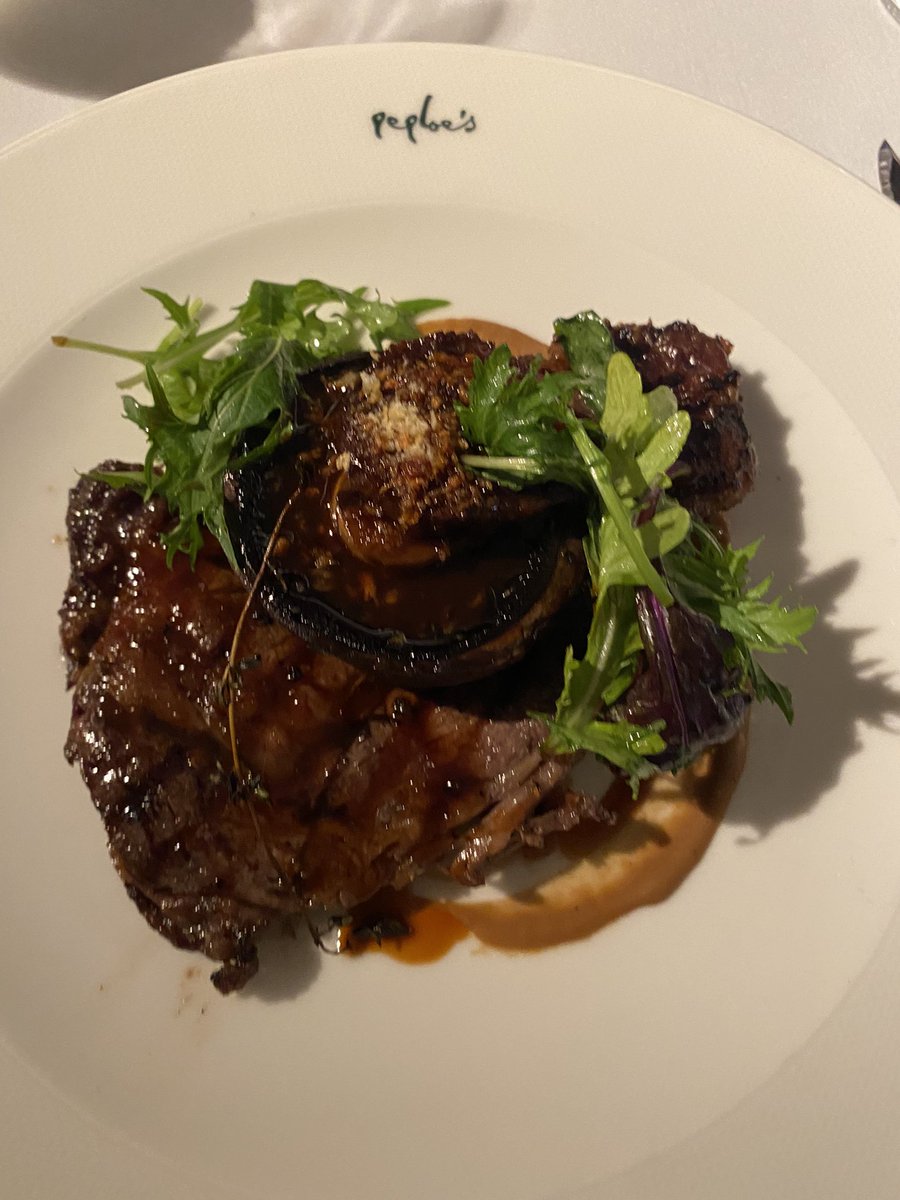 Beautiful <a href="/higginsbutchers/">Higgins Butchers</a> steak from <a href="/PeploesBistro/">Peploe's</a> today. Had to be rolled out.