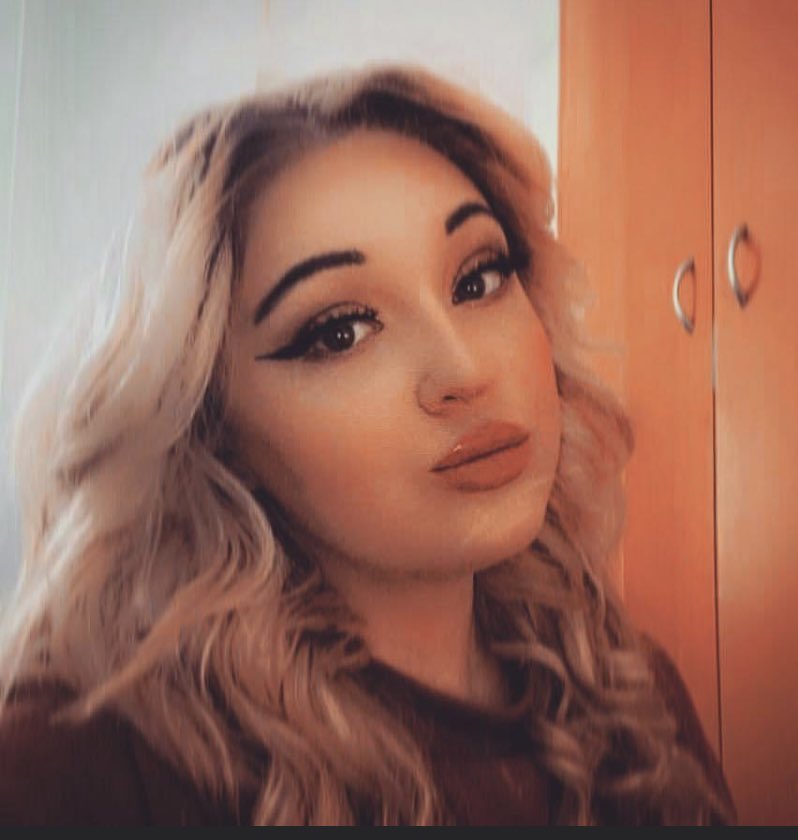 Charlotte Brecknock tweet media