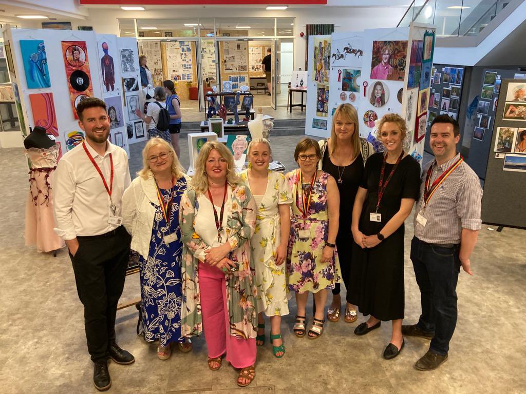 Harrogate Grammar School tweet media