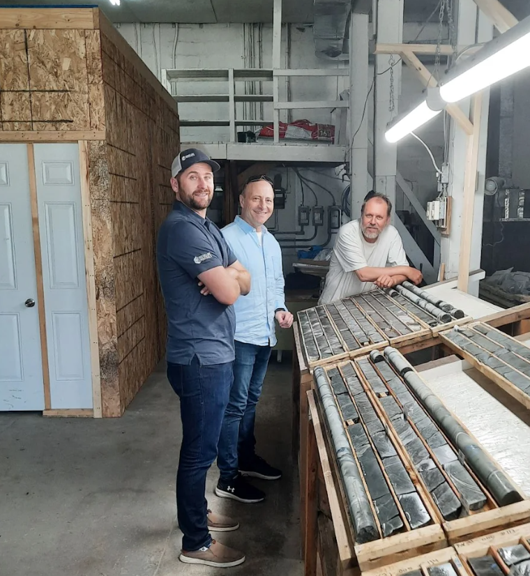 SEMVior's tweet photo. Last week Vior's Technical Advisor, Chad Peters, and the rest of $VIO.V technical team inspecting some great looking core from our Belleterre drill program!
$VIORF #VL51 $VIO.V https://t.co/eHSWWGS34G