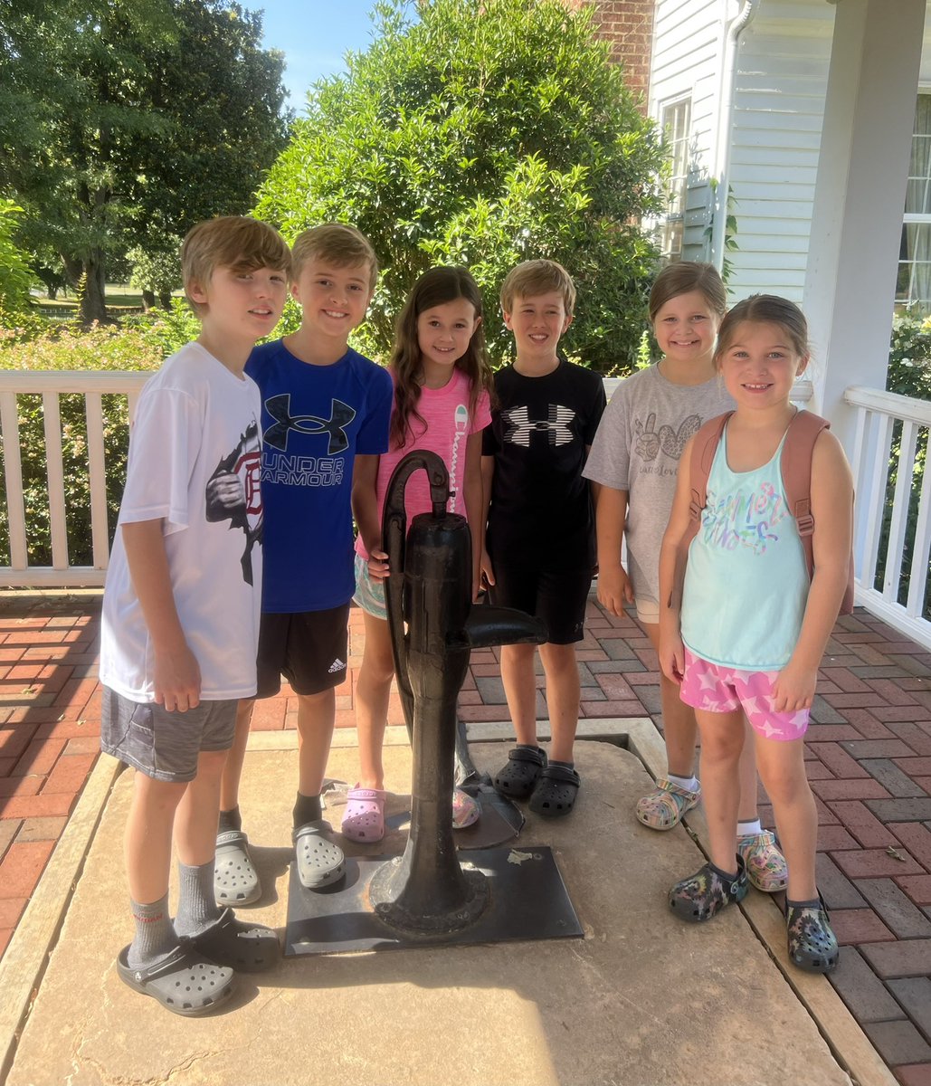 Enrichment Camp Round 2 is a wrap! We had a great field trip to Ivy Green and UNA Planetarium! <a href="/TuscumbiaCitySc/">Tuscumbia City Schools</a> <a href="/_REThompson/">R. E. Thompson Intermediate School</a>
