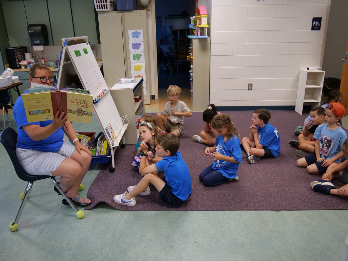 CaldwellGso's tweet photo. Our summer camp programming is rolling along in high gear! This week we had campers enjoying basketball, book adventures, art, music, and drama. Thanks to our coaches, teachers, and staff for providing such fun and interesting experiences! https://t.co/LLSI6ACojW