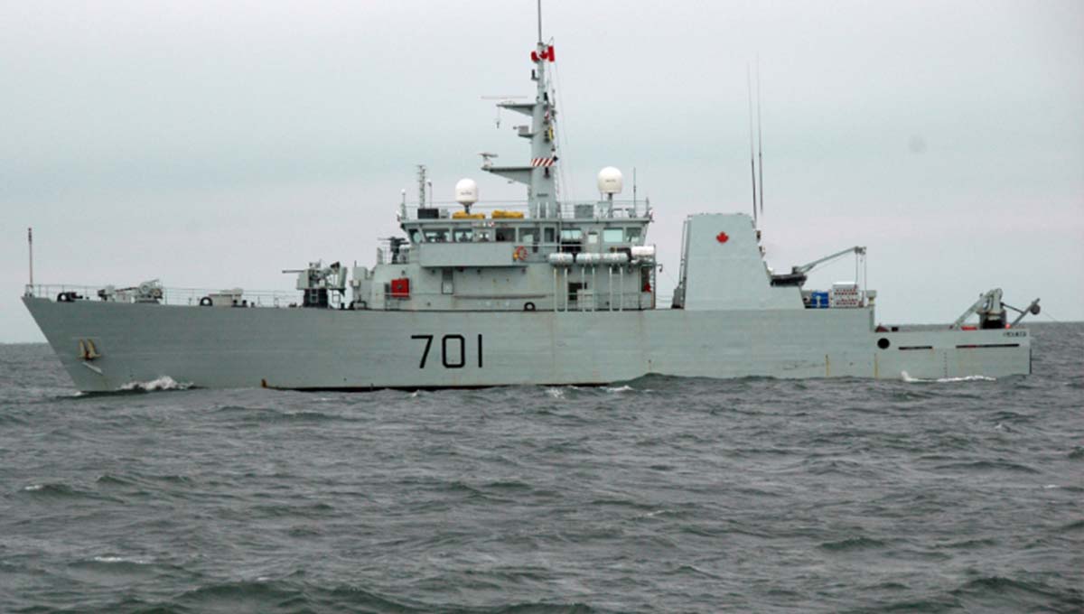 The HMCS Glace Bay is set to arrive in Hamilton between 8 and 8:30 AM tomorrow! She will be firing 3 rounds of ceremonial gun fire as she enters the Harbour and docking at Pier 8, adjacent to the HMCS Haida.