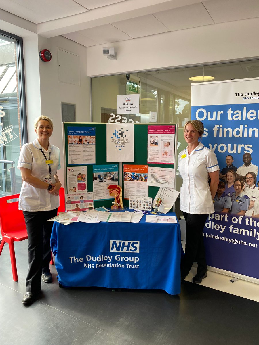 RussellsHallSLT's tweet photo. Great careers fair at @OSH_SCH tonight. Promoting our fab profession along with so many other brilliant AHP careers! 🌟 @DudleyGroupNHS @DudleyGroupAHP @GlynnJenny @KarenLe08016942 @jane57003125 @linziepriestna1 https://t.co/pT8eLzIc7z