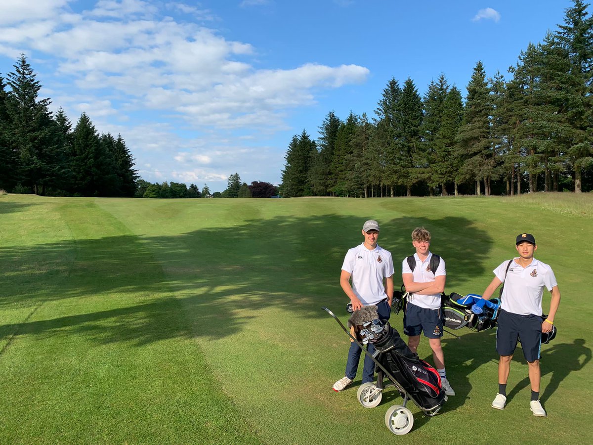 strath_sport's tweet photo. Congratulations to Innes P who won the inaugural Donald Turner Quaich at @AuchterarderGC today ⛳️ 

Top 3 standings &amp; Net Score below:
1. Innes P 68 -1
2. Laurence K 69 E
3. Katie B 70 +1

Well done to all our golfers on a brilliant term of Golf! 👏⛳️ https://t.co/1pyAShYntL