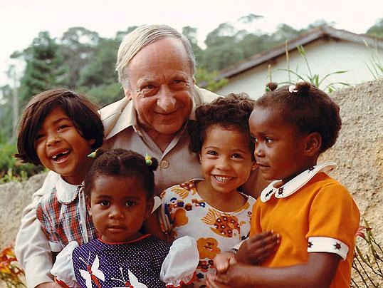 SosLeone's tweet photo. Happy birthday Professor Dr Hermann Gmeiner https://t.co/vVVXn7RbTf