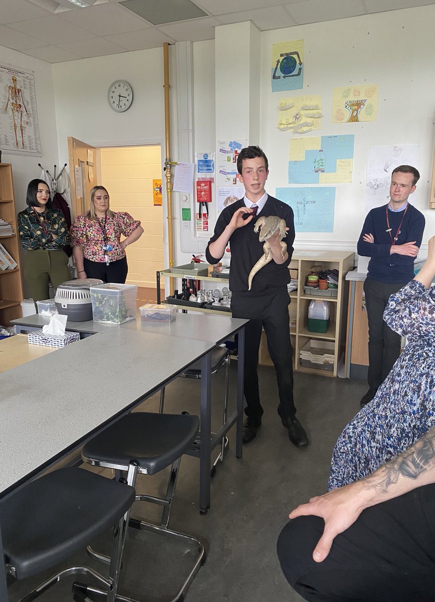 StrathavenBio's tweet image. One of our fantastic biologists, Toby, shared his expert knowledge and brought in a small sample of some of the exotic animals he keeps 🐍 🦎 🦋