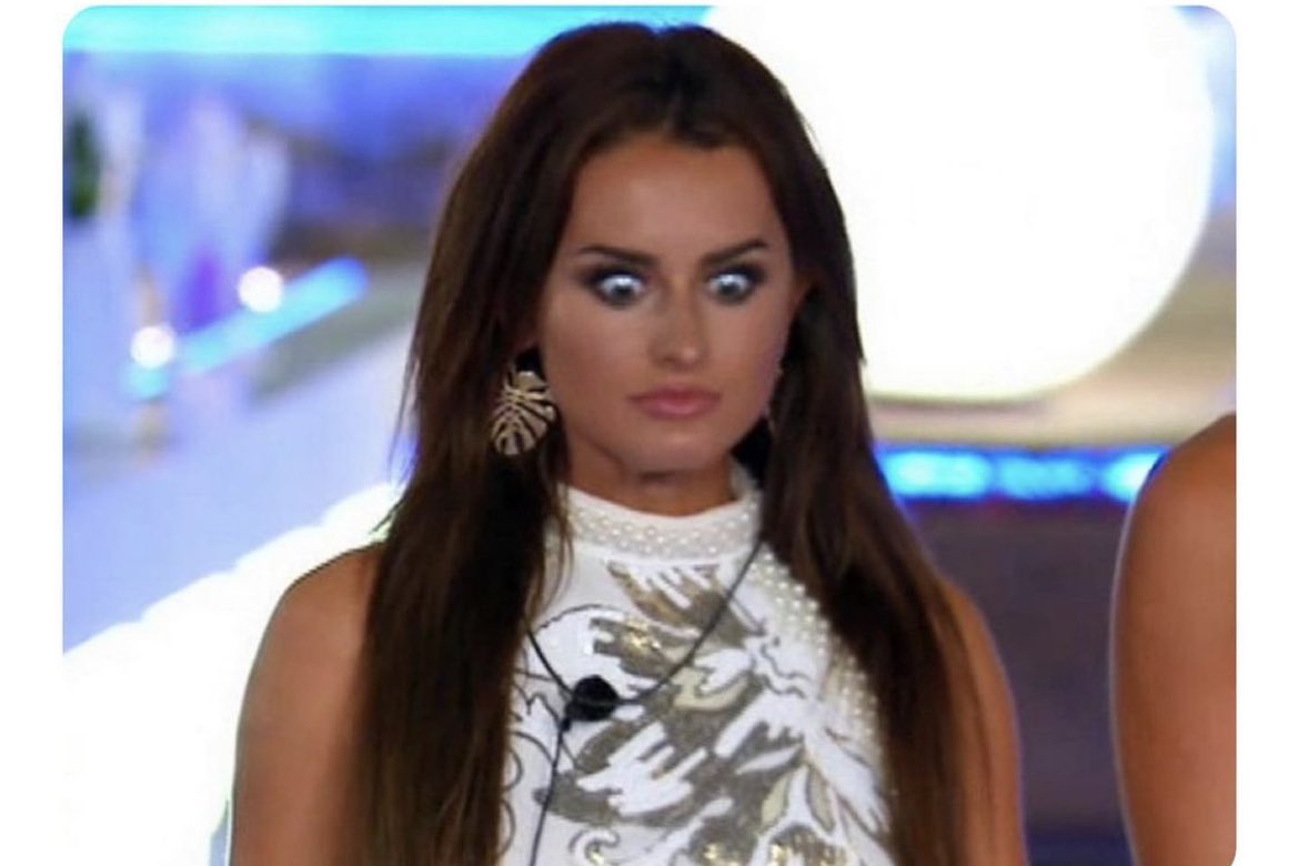 meganchloa's tweet photo. “you done the same to him” &amp; “he found out what you are in 2 days, a fucking headache” omg Jacques is NOT holding back #loveisland https://t.co/tGHbeIP7AN