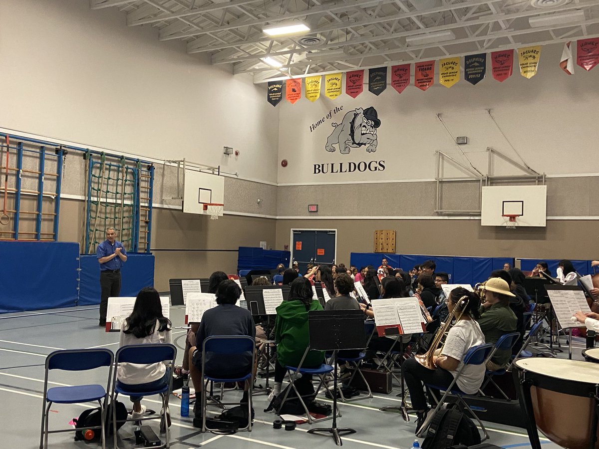 bradnerelem's tweet photo. ⁦@RHSSStormPDSB⁩ wowing our school with a special band performance. Many former students here. Thank you Mr. Macleod and your team of students for this opportunity #abbyschools https://t.co/G88ItaUTvi
