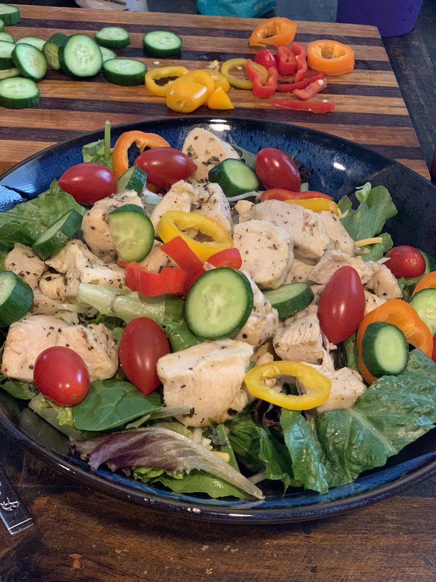 First prepped and cooked meal in the new home! Glad to sit at the kitchen table as a family again! #salad #easymeal #chicken #food #newadventures