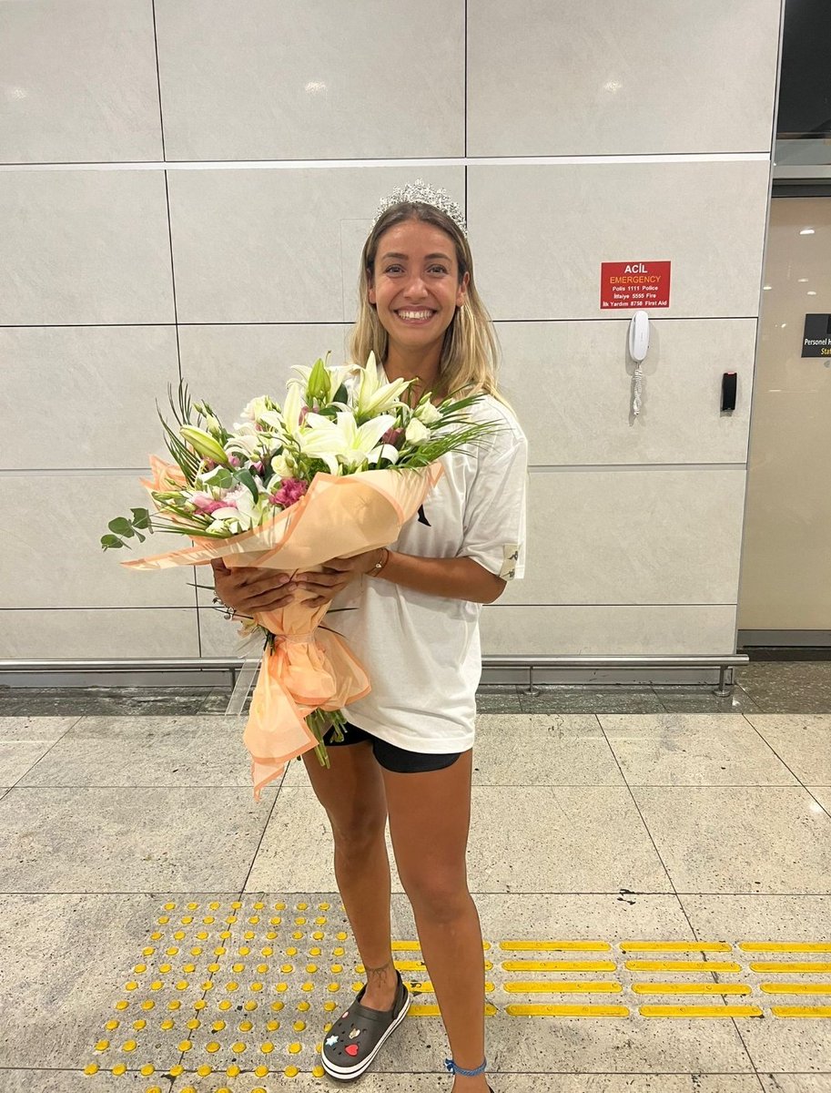 katılım sağlayan herkese teşekkür ederiz 

HoşgeldinEvine EvrimKraliçe