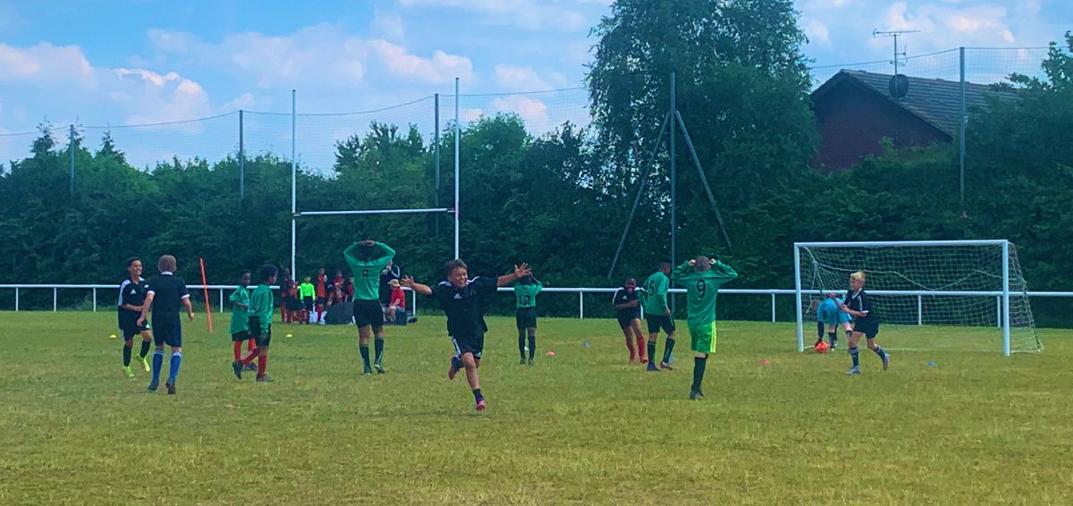 pe_richmond's tweet photo. It was an amazing afternoon in the sun at RHA hosting the LACoN. Thank you very much @Naijaleeds for organising the event, all involved had an incredible time. Special congratulations to @shakespeareLS9  who were the winners! 🏆⚽️☀️ https://t.co/hDQjUUYb9E