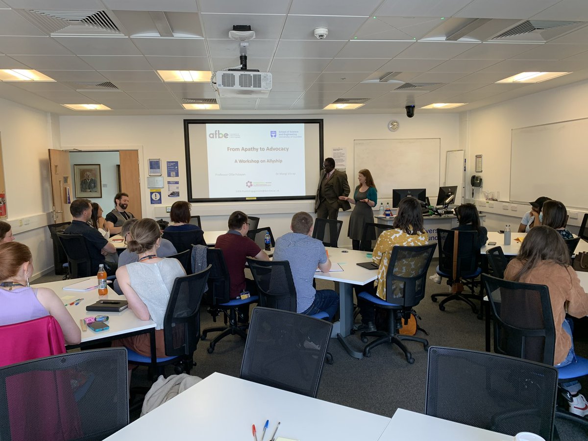 What a great #INWED22!
@OllieFolayan74 and I hosted an #Allyship workshop at @dundeeuni. Such amazing participants- we looked at some of the upsetting statistics together, discussed solutions, and even shared some laughs. Thanks to all our supporters 🤩
@ICE_TAF @AFBEUKScotland