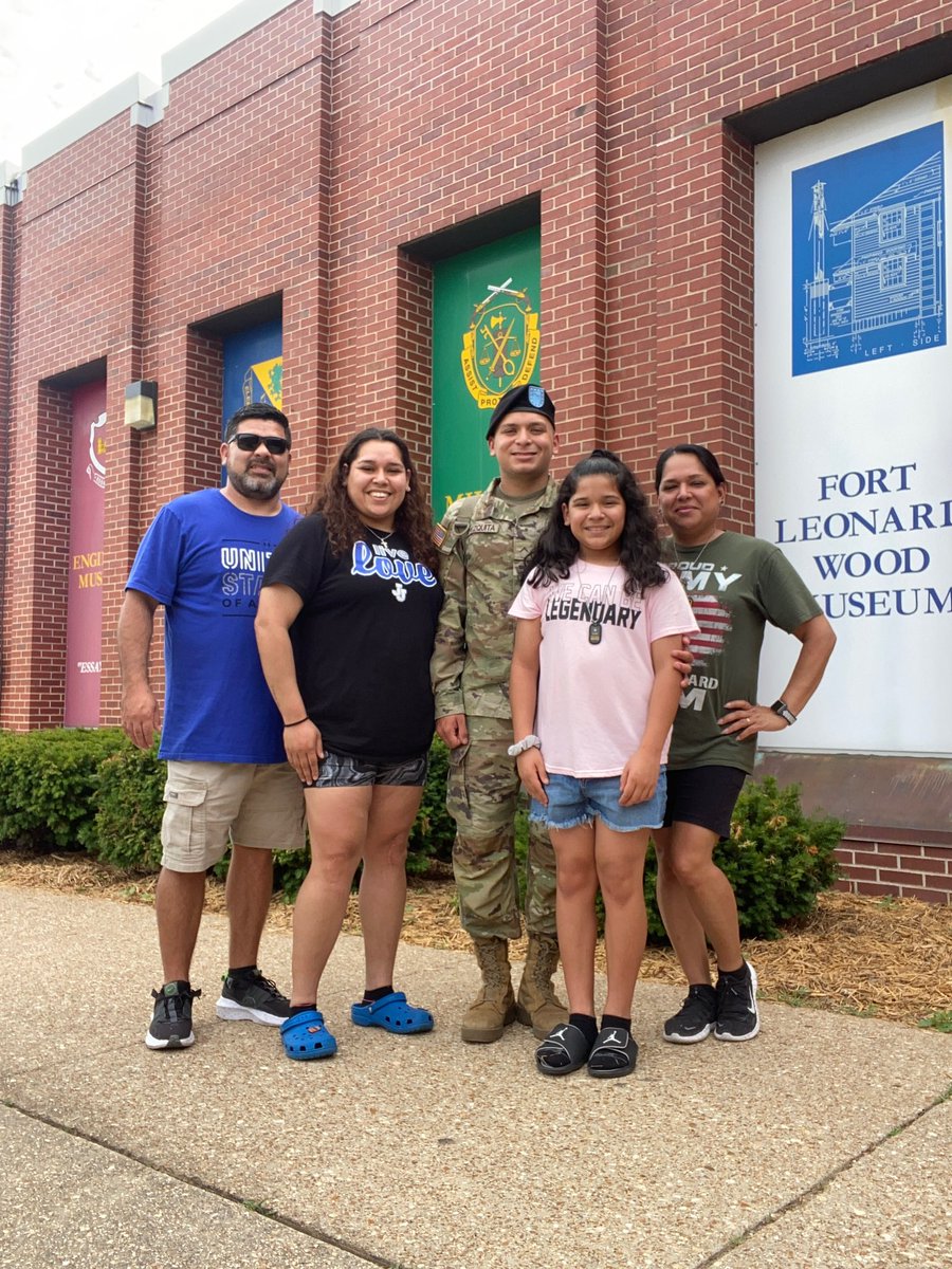 DannyAmezquita_'s tweet photo. AMAZING Memories! BCT was filled with ups &amp; downs! Forever grateful! Next step - AIT! 🇺🇸🫡🤞🏼 #USARMYSTRONG https://t.co/2D3kiWtoVe