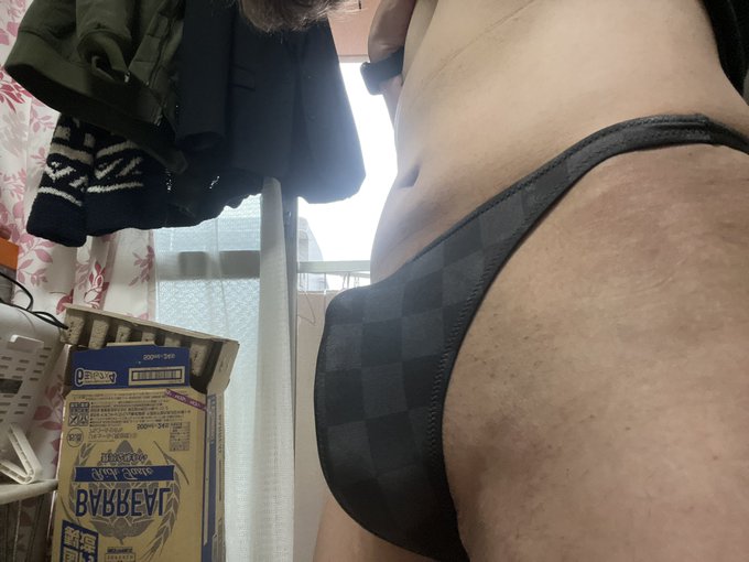 タイラーボールドの Tバック🥰履き心地最高、肌触り抜群です😍Sサイズで丁度いいかな😅 #タイラーボールド #tylerbold #男性下着 #男性用下着 #メンズアンダーウェア #メンズビキニ #メンズTバック<a href="/tag/%E3%82%BF%E3%82%A4%E3%83%A9%E3%83%BC%E3%83%9C%E3%83%BC%E3%83%AB%E3%83%89"class="tags">#タイラーボールド</a><a href="/tag/mensunderwear"class="tags"><span>#mensunderwear</span></a><a href="/tag/pornhube"class="tags"><span>#pornhube</span></a><a href="/tag/mensthong"class="tags"><span>#mensthong</span></a><a href="/tag/mensbikini"class="tags"><span>#mensbikini</span></a>