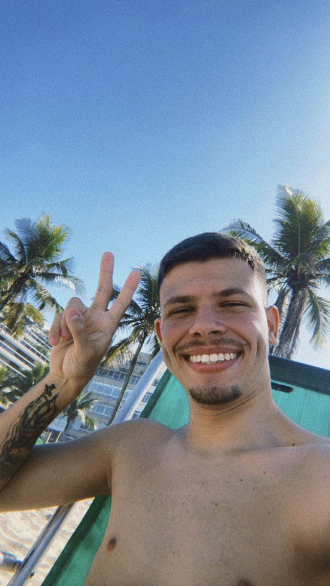 BertocoGabriel's tweet photo. Praiou 🏖 https://t.co/uYuZiIsIug
