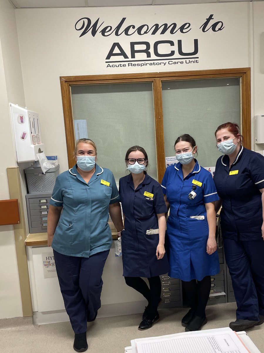 vicky77147439's tweet photo. Love our new name badges #PatientExperience #HelloMyNameIs #ARCU #RespIsBest 🫁 ❤️ https://t.co/f7aQSF4tCw