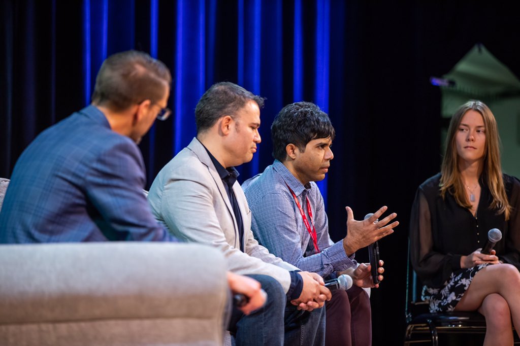 NFT_NYC's tweet image. Daniel Uribe (@duribeb), Amit Roy (@Shredderroy), Jon Rowley (@JonRowley), and Erin Magennis @erinmagennisduring discussing “NFTs in Neuroscience, DNA, and BioTech” at @TownHallNYC 

#NFTNYC2022