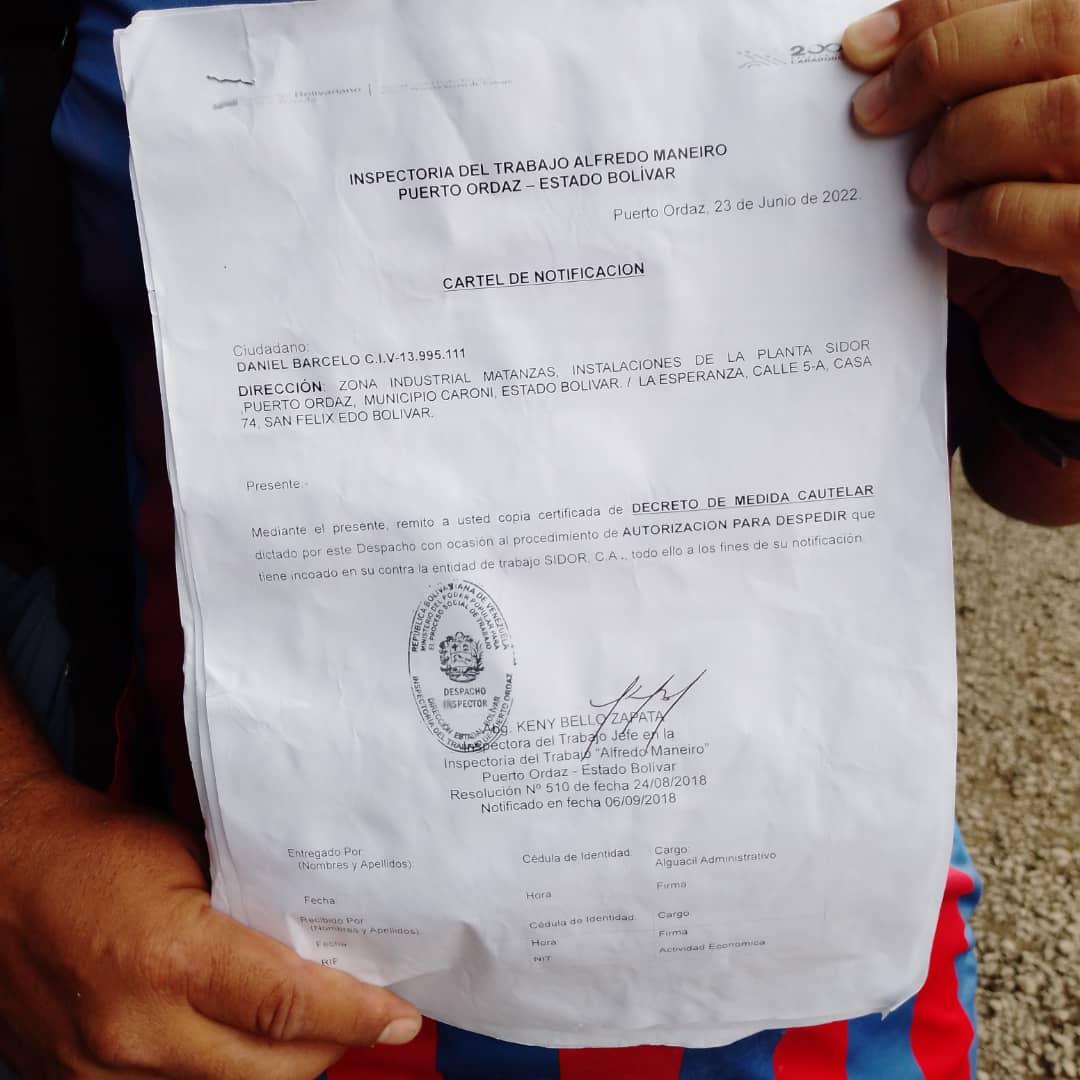 PregPopGuayana's tweet photo. #LaVerdadAVivaVoz Comenzó a funcionar la maquinaria del Régimen en materia laboral Calificaciones de despido hasta ahora de 3 trabajadores Sidoristas Sidor manda y la inspectora Keny Bello en tiempo express Exigir beneficios no es un delito @PregonAVivaVoz @PregPopGuayana https://t.co/BDV0fBBFS0