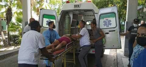 ACN_Cuba's tweet photo. 🚧 Un fallecido y 8 lesionados es el saldo preliminar de un accidente masivo ocurrido este sábado en las inmediaciones de la Loma de la Ventana, cerca del poblado de San Blas, en el macizo montañoso de Guamuhaya, en #Cienfuegos.

📷: Hospital Dr. Gustavo Aldereguía Lima, FB. https://t.co/WsnizCEchs