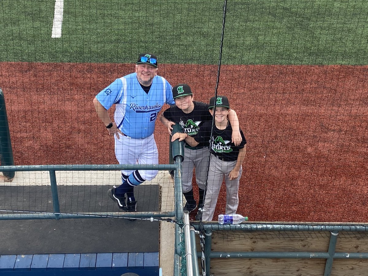 spmba1's tweet photo. So excited to be down at #remaxfield for the @EdmRiverhawks for the #SPMBAfamily Minor Baseball Night. https://t.co/EBrddJuskl