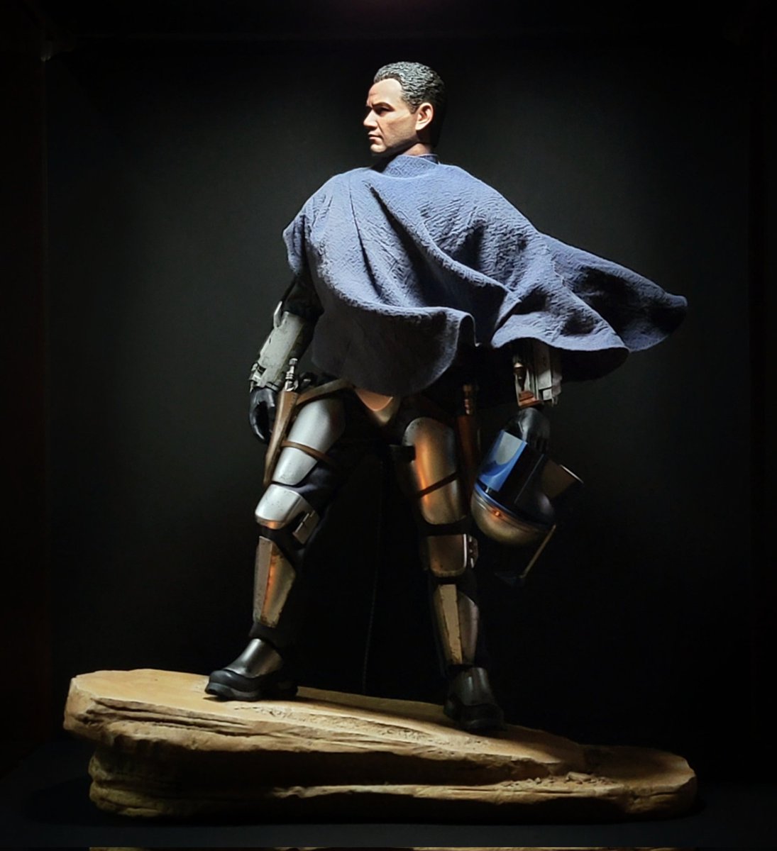 unboxux's tweet photo. Jango... https://t.co/fyDhjL9ypC