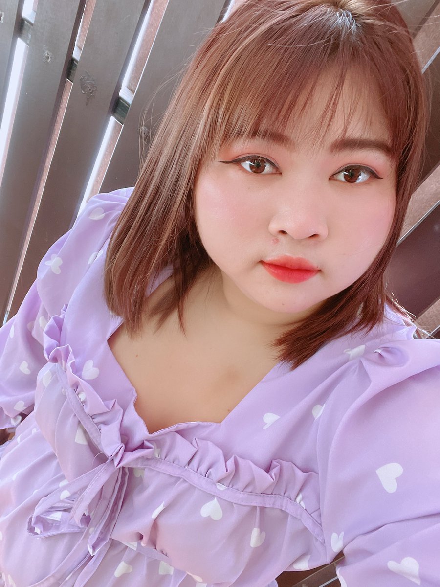 nongaon555's tweet photo. น่ารักมั้ยไม่รู้ แต่รอให้รักอยู่นะรู้มั้ย☺️😉😝😝😝😘😘😘#แคปชั่นอ่อย #แคปชั่นน่ารัก #สาวอวบอ้วน #สาวอ้วนน่ารัก #สาวอ้วนขี้เหงา https://t.co/BDW3lobDQz