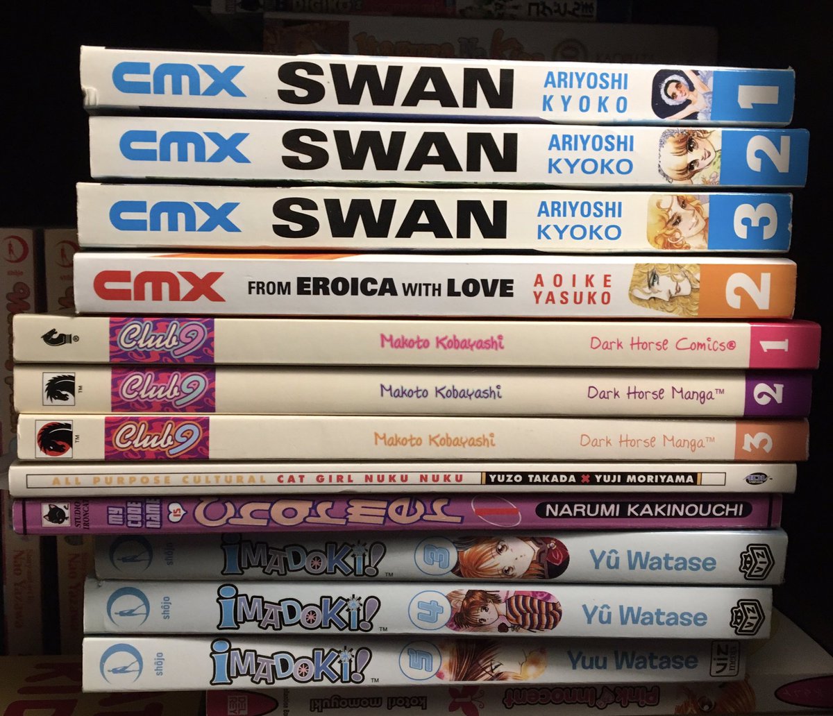 saturnfireflie's tweet photo. Ok so went to meet someone in Barrie selling volumes 1 to 3 of Swan for $10 (for the lot) 
Decided to check out the local used bookshop
… imo 
Hit the #mangahaul jackpot!!

✨💎✨So many gems ✨💎✨
#manga #haul
#Swan #AriyoshiKyoko
#Club9 #MakotoKobayashi
#Imadoki #YuuWatase https://t.co/D8V46b67Dp