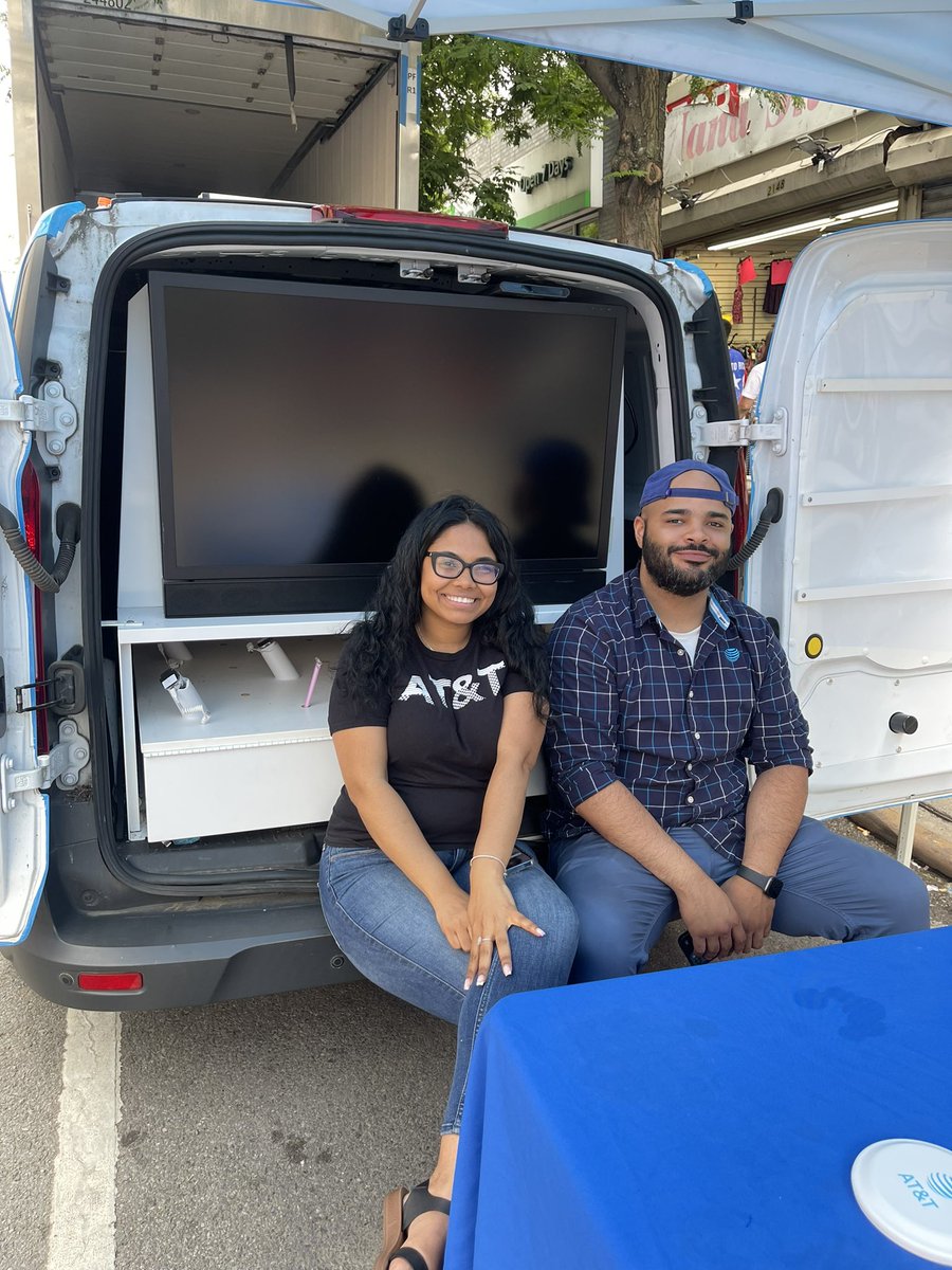 Picture 1: Linking up with our local AR sharing best practices with each other Picture 2: RSC Ryan trying to secure the bag.  Picture 3: 3 goats Picture 4: 2 goats 😂😂  crazy amount of leads and events SECURED. FUN DAY WITH CONEXION!!!!! <a href="/judy_cavalieri/">Judy Cavalieri</a> <a href="/Niicky4750/">Nicky Nieves</a> <a href="/JuanQuero05/">Juan Quero</a>