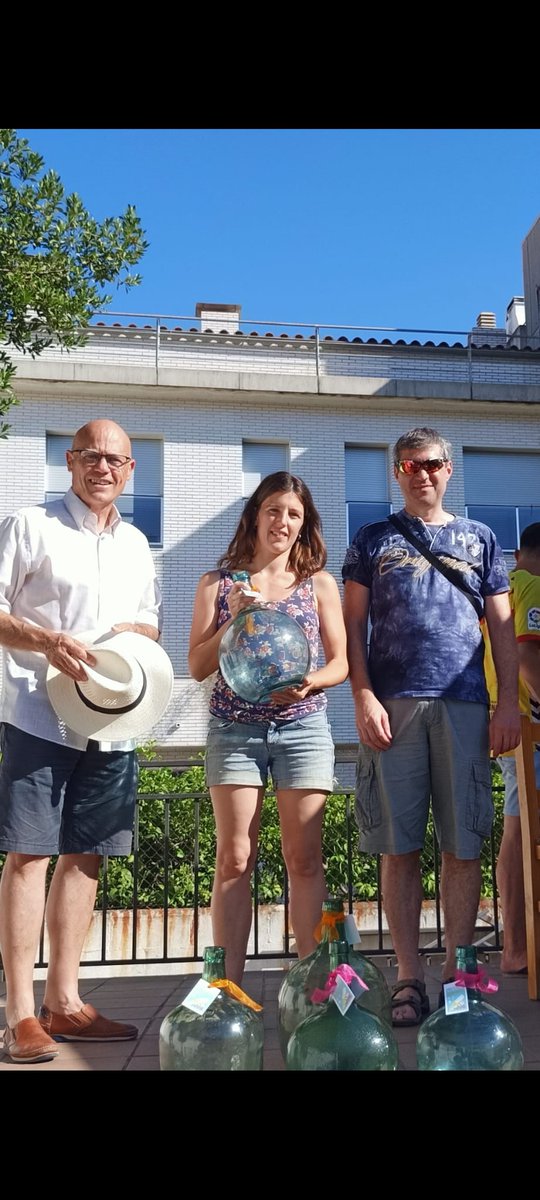 xulius's tweet photo. Ja tenim els guanyadors del 1r Concurs de #Licors i #Digestius Joan Inglada. Quin nivell d'elaboradors q tenim a #SPRibes!
Gracies a les #Betzuca per acompanyar-nos!
Felicitats a tots, ha esta molt divertit!
L'any que ve repetirem
#FMSantPere22 https://t.co/obZq8mSL2U
