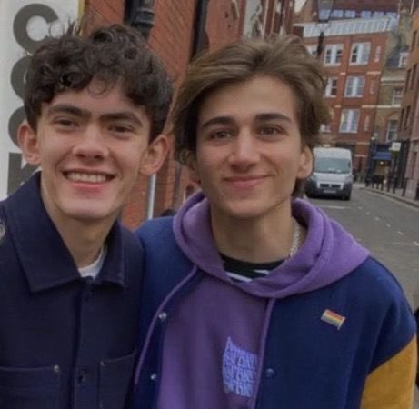 BASHOEPICS's tweet image. the 🏳️‍🌈 pin