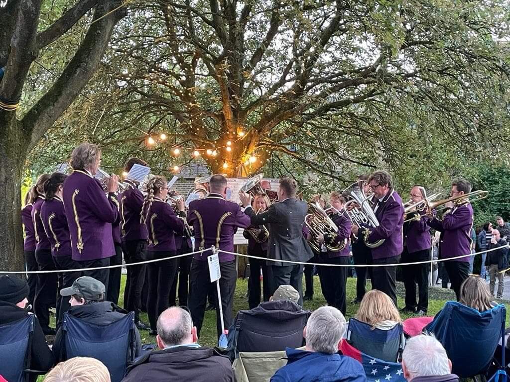 DelphBand's tweet photo. What a day!!! #WhitFriday https://t.co/EoQH2Cj0G5
