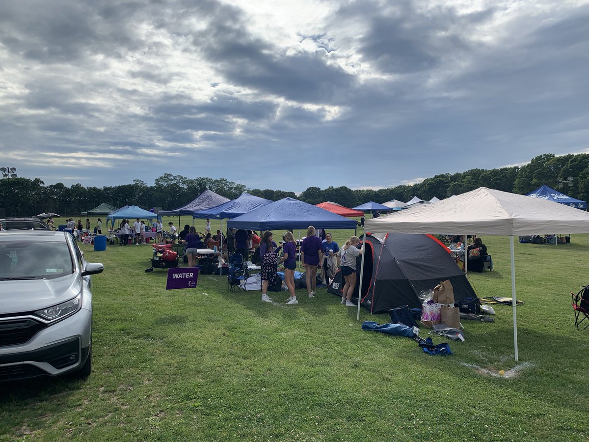 SCSD_HSW's tweet photo. RELAY FOR LIFE #scsd_hsw https://t.co/NrxiJC5yD7