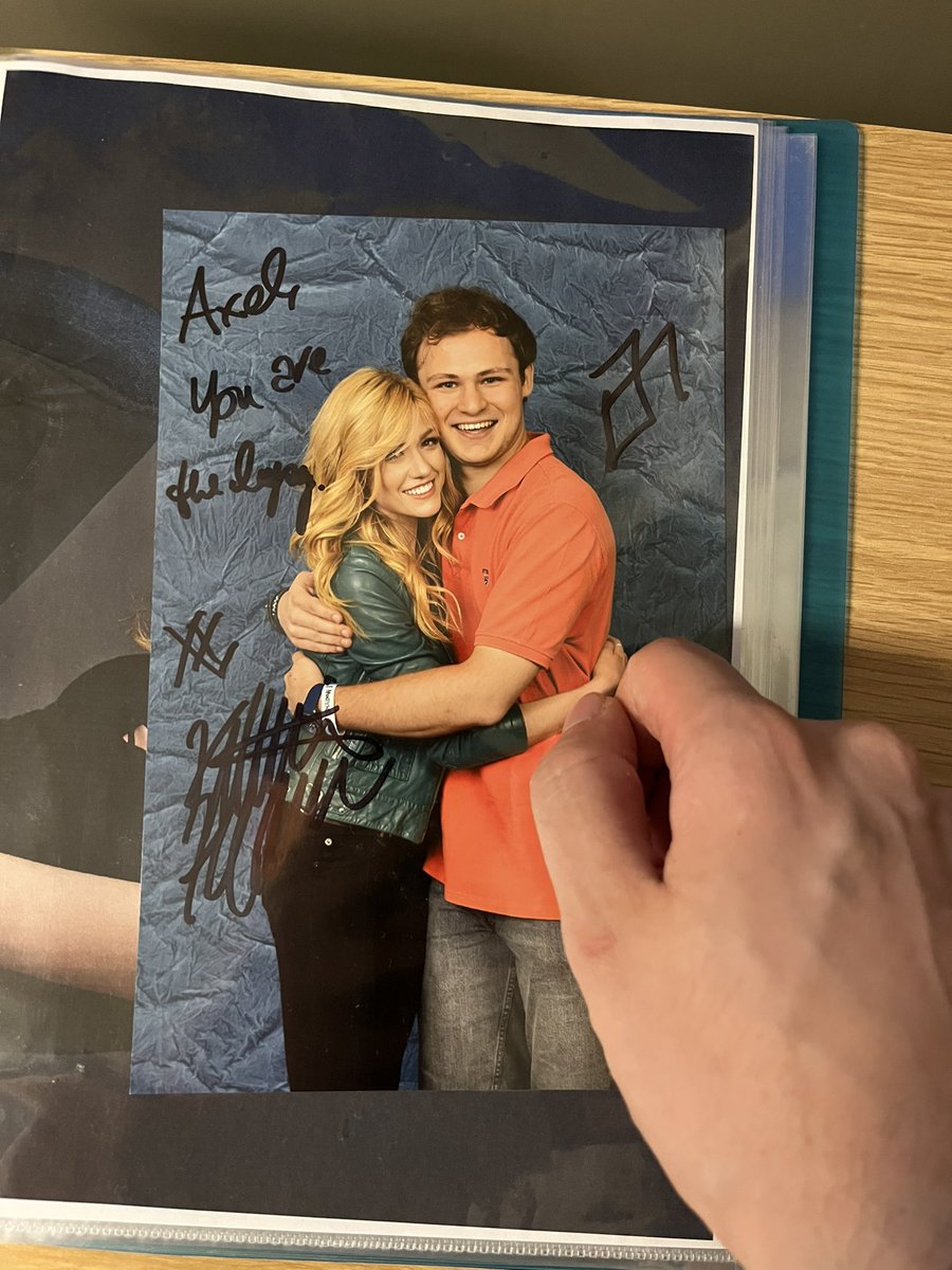 axch88's tweet image. #THOS4 #Shadowhunters #THOS3 #THOS4 2019 vs 2022, thank you so much ❤️➰ @Kat_McNamara @WeventsProd