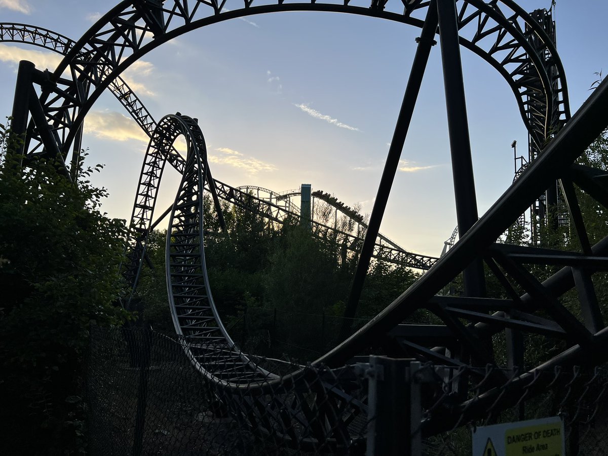 bennkendall's tweet image. Absolutely incredible first coaster event, thanks @AttractionSc will definitely be at the next one! #southernscreamer