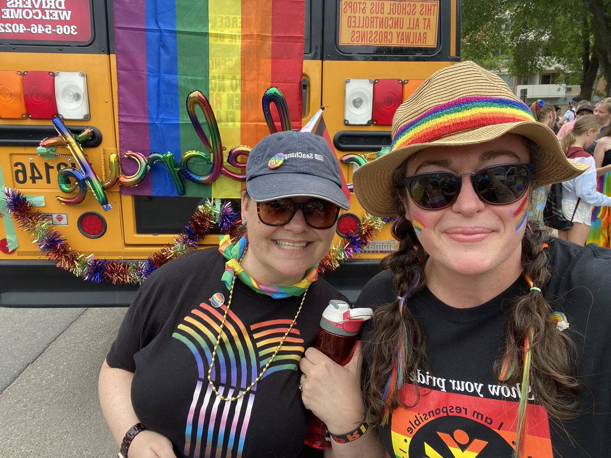 jules__ann's tweet photo. ‘Twas amazing to walk w/ my fam jam, as well as @TCrawford306 @msrperkins &amp; the rest of the @RegPublicSchool crew during the @QueenCityPride parade today! Even got to meet @MrHExperience in person. Was lovely to chat w/ you! Can’t wait to do this all again next year. Happy Pride! https://t.co/KtH5NkPpgJ
