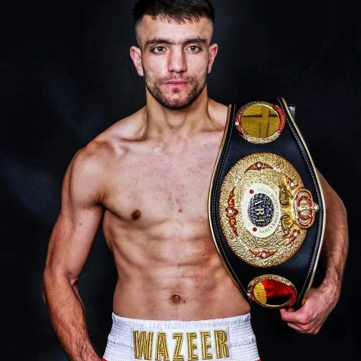 AsadinayatGb's tweet image. 𝐂𝐨𝐧𝐠𝐫𝐚𝐭𝐬 𝐁𝐫𝐨 Usman Wazeer 𝐟𝐨𝐫 𝐚 𝐝𝐨𝐦𝐢𝐧𝐚𝐭𝐢𝐧𝐠 𝐰𝐢𝐧. 𝐲𝐨𝐮'𝐯𝐞 𝐦𝐚𝐝𝐞 𝐮𝐬 𝐚𝐥𝐥 𝐩𝐫𝐨𝐮𝐝. #AsianBoy #MegaBoxing