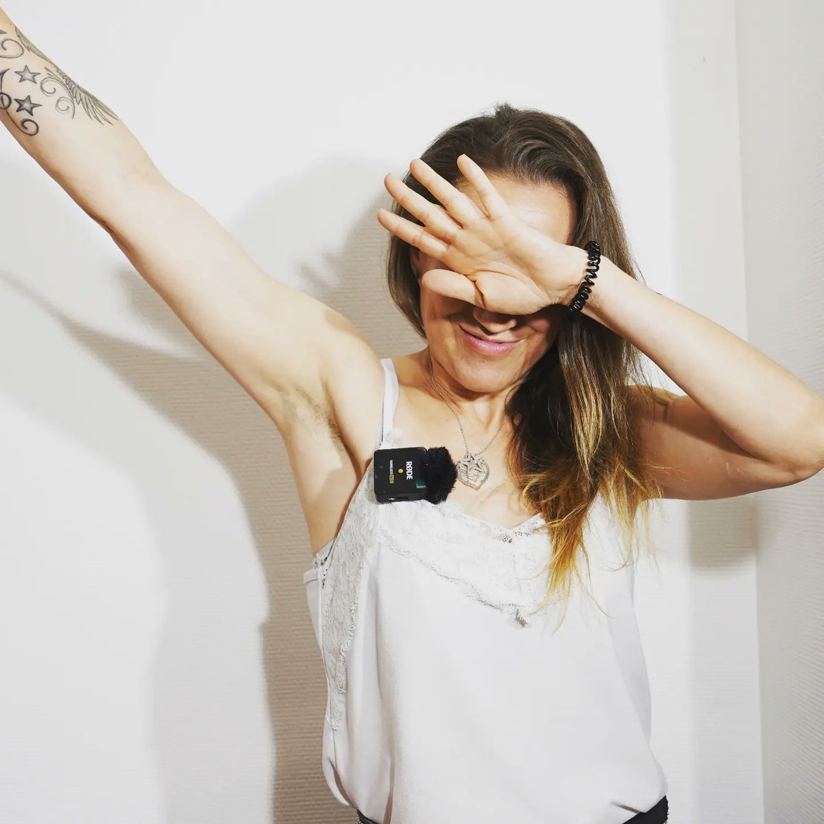 En plein tournage. Pour vous annoncer plein de choses 🤗🤗🤗
Merci à ceux qui nous apporte leur aide dans ce nouveau projet, notamment <a href="/memoiretrauma/">Muriel Salmona</a>
Et Fanny Larue 

<a href="/florian_maily/">Florian MAÏLY</a>

#Libertepourvalerie #ValerieBacot