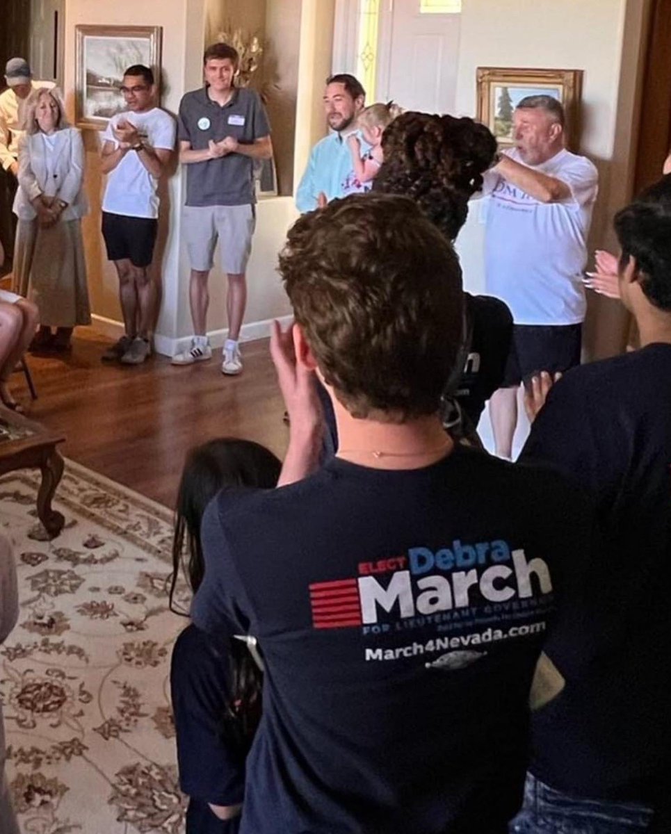 debra_march's tweet photo. Great to join Dina Titus this morning on the campaign trail, thank you so much to David and Carol Tipton for hosting. #LtGovernor2022 #CampaignTrail https://t.co/qATRqjxHBy