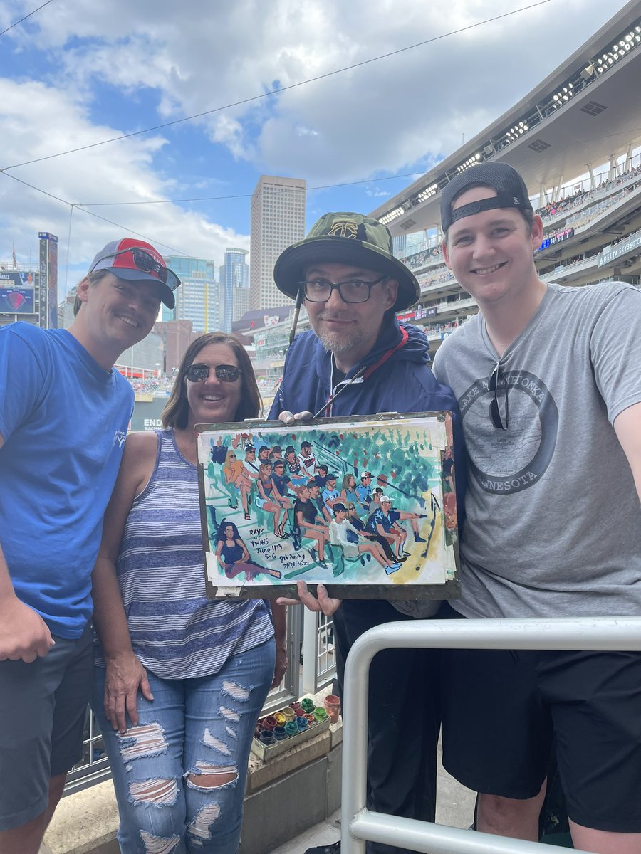 c_kinsel34's tweet photo. @KickliySPORTS my favorite Minnesota sports artist in the twin cities! DM for purchasing this specific painting?!? https://t.co/a1pJOz4TBk