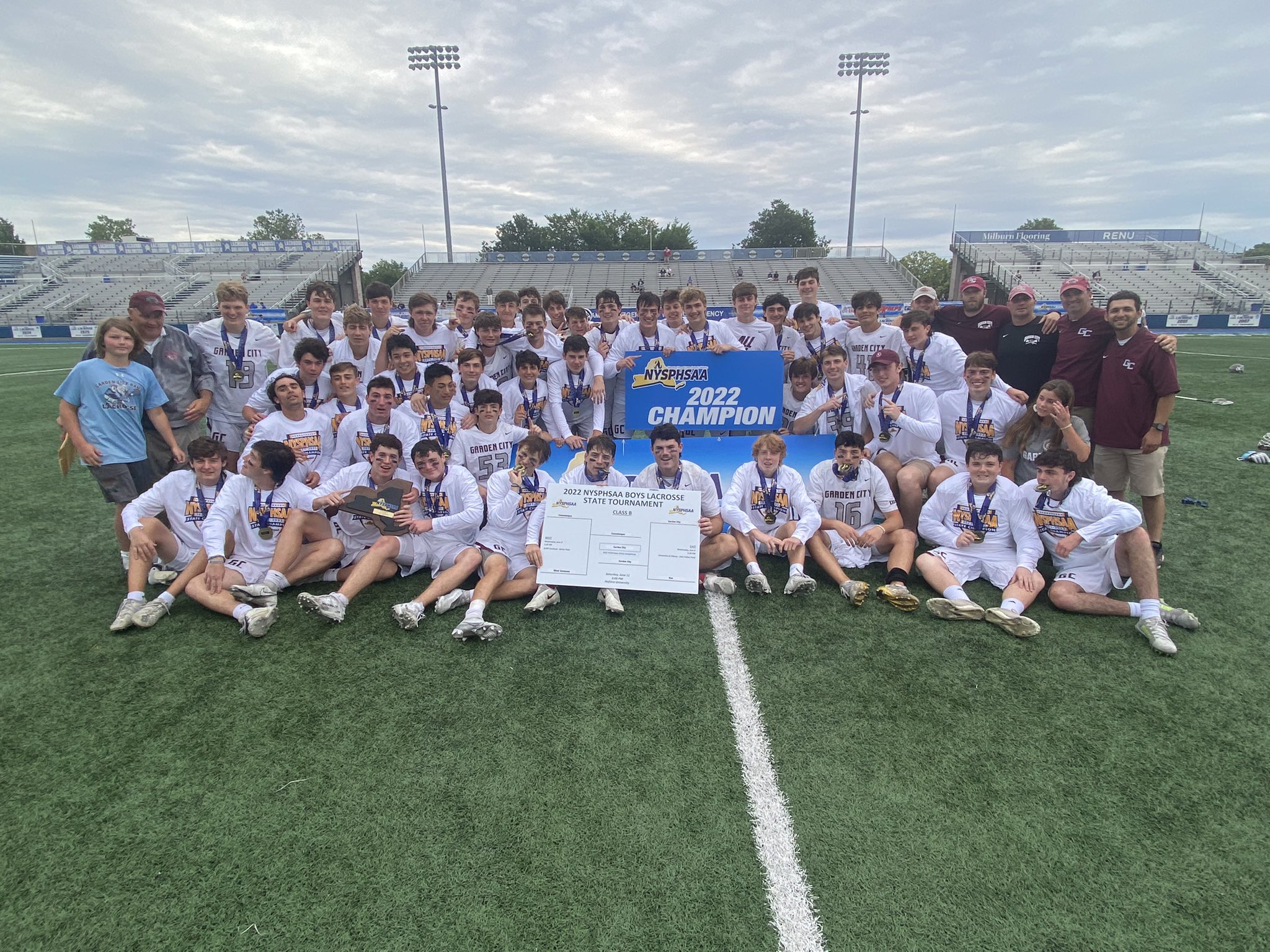 NYSPHSAA on Twitter "Garden City wins the class B nysphsaa boys