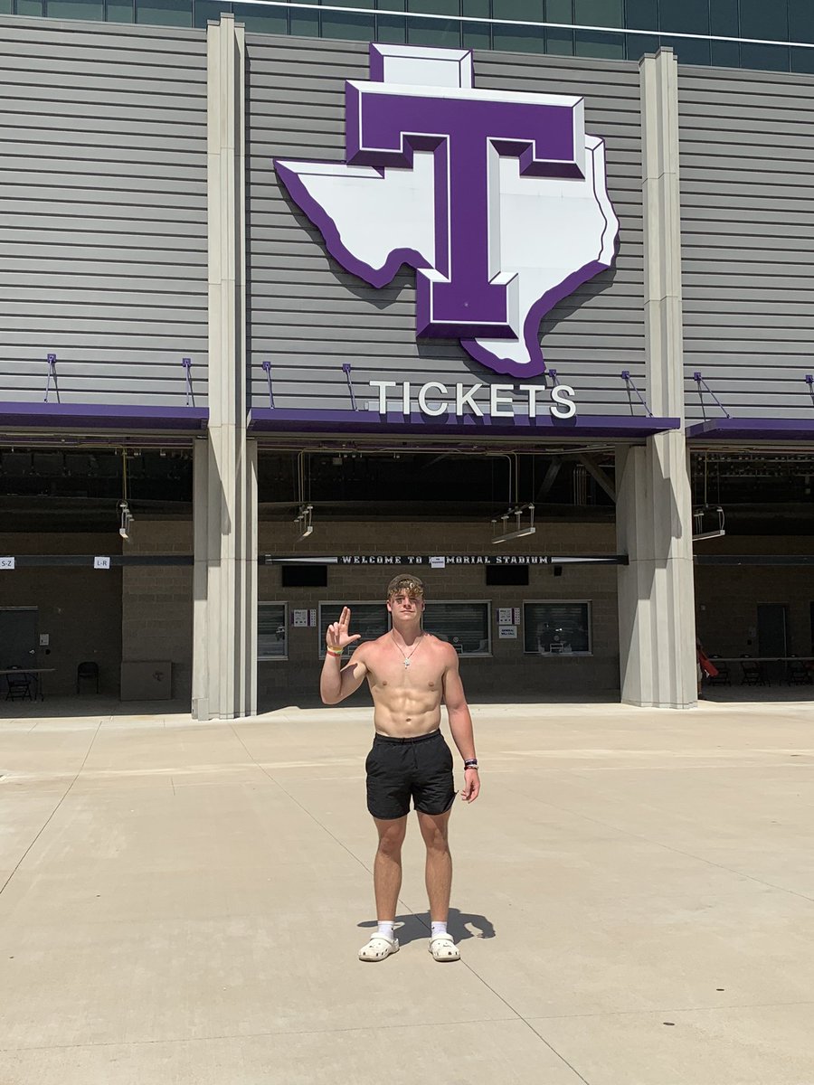 masonwj28's tweet photo. Awesome camp with @TarletonFB today with some great advice from @Coach_EJones. https://t.co/eJ0uIDrKTH