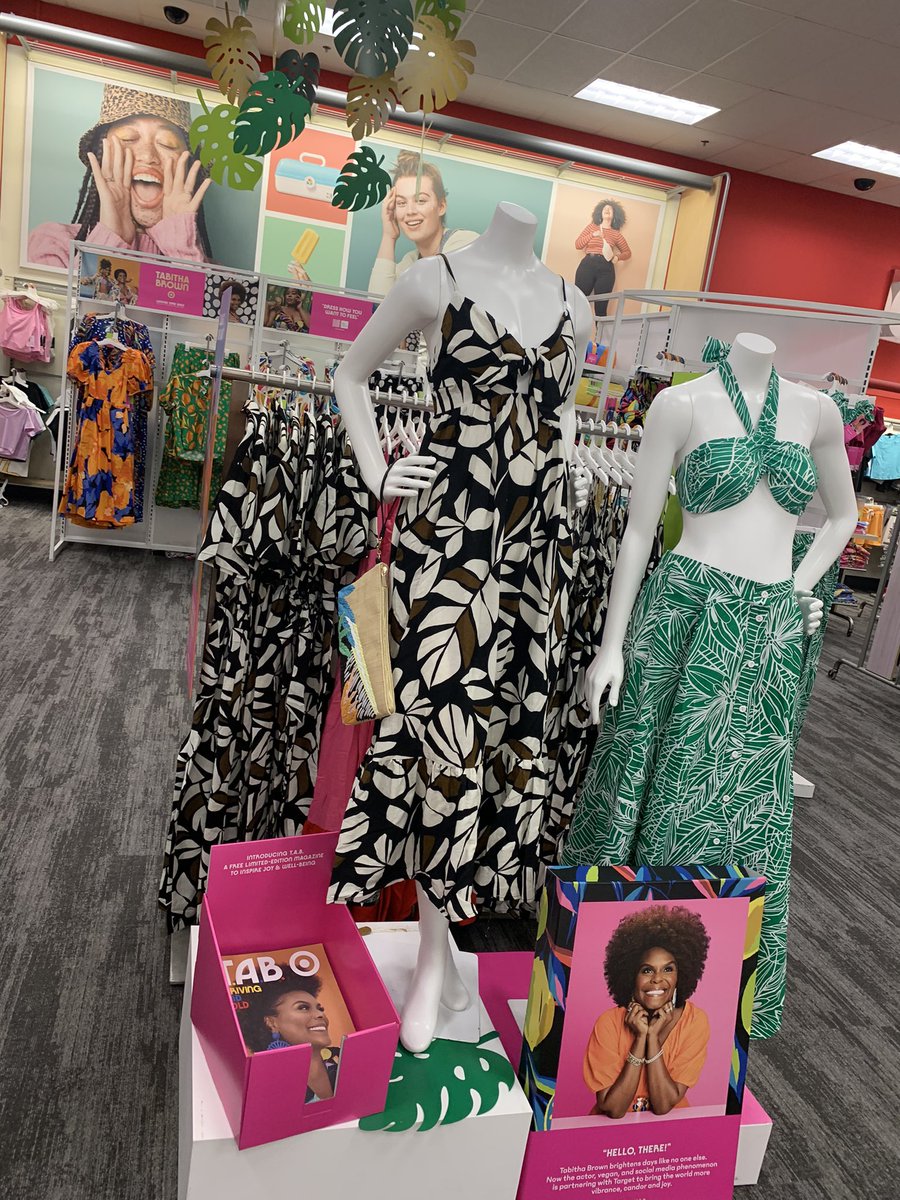 ABRED1's tweet photo. Huge shout out to my team at T674!! They did a great job representing another new Target collab!! https://t.co/XjJRugsFFq