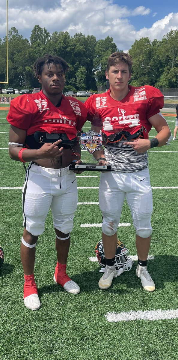 Congratulations South boys &amp; coaches!  You guys did a great job today  it the true work was all week!  It showed today w the Southside Dub!  My favorite 2 right ⬇️ @nolancshimp <a href="/isaiahjsmith_1/">Zay 🛸</a>