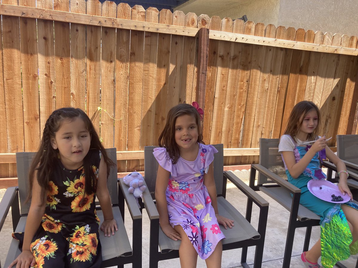 NKaravedas's tweet photo. Encanto bday for this little beauty! #KyleBug #6 #MyGreekGirl
๐๐ฝ๐๐๐๐๐ https://t.co/TcchMxEHY5