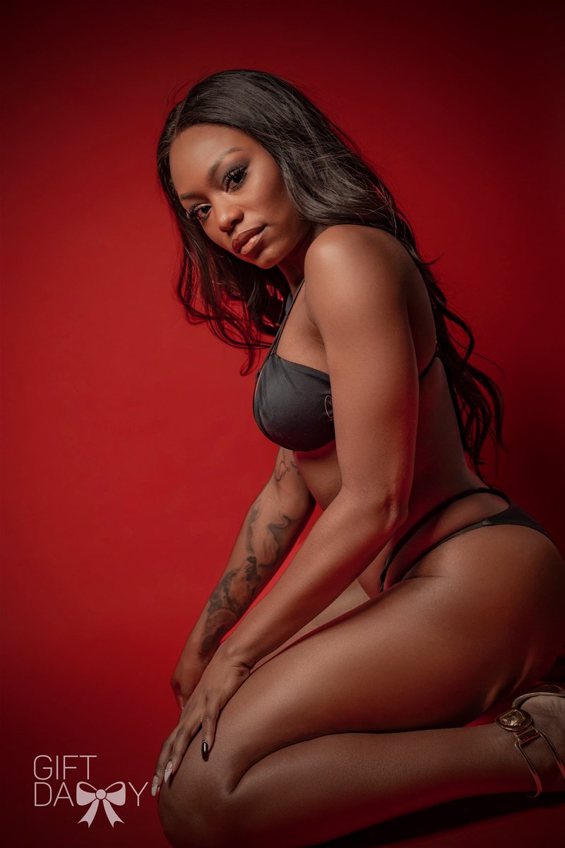 MyGiftDaddy's tweet photo. GiftDaddy is the first monthly subscription box to discreetly deliver luxury gift items while safeguarding the privacy of both the sender and the recipient.

#giftdaddy #giftdaddygirls #sugarbabybr https://t.co/ZBXXI7ONRk