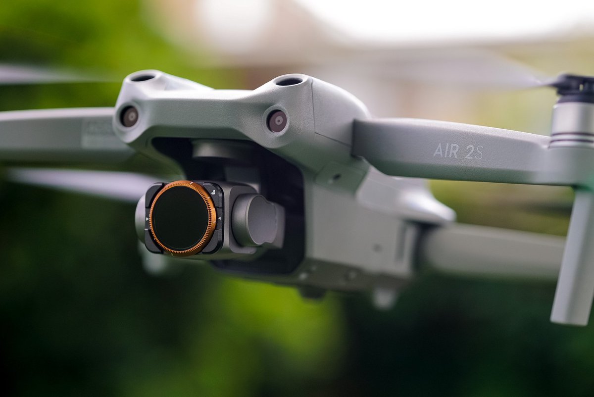 ItsOfficialNA's tweet photo. Shot on a #Sony #A7Sii #Camera with an #Metabones SonyE-NikonG adapter using a #Sigma 105mm 2.8F #Nikon lens for lovely Depth of Field Bokeh background while the subject #DJI #Air2S #Drone with #PolarPro ND Variable Filter stays tack sharp! https://t.co/ng1l9mPrTY