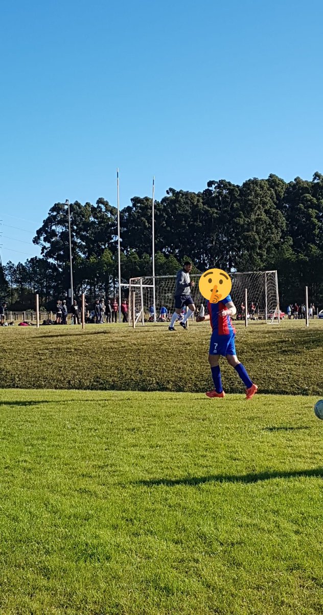Nos llevamos un punto valioso por la forma. De un 0-2 abajo, pasamos a ganar con un jugador menos.
Volvió pero shhh, que nadie se entere! Ya anduvo haciendo de las de él 🟥