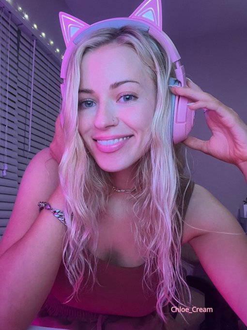 for full videos check out my page! https://t.co/cI3dYRB8pu https://t.co/L2UtoOddLu