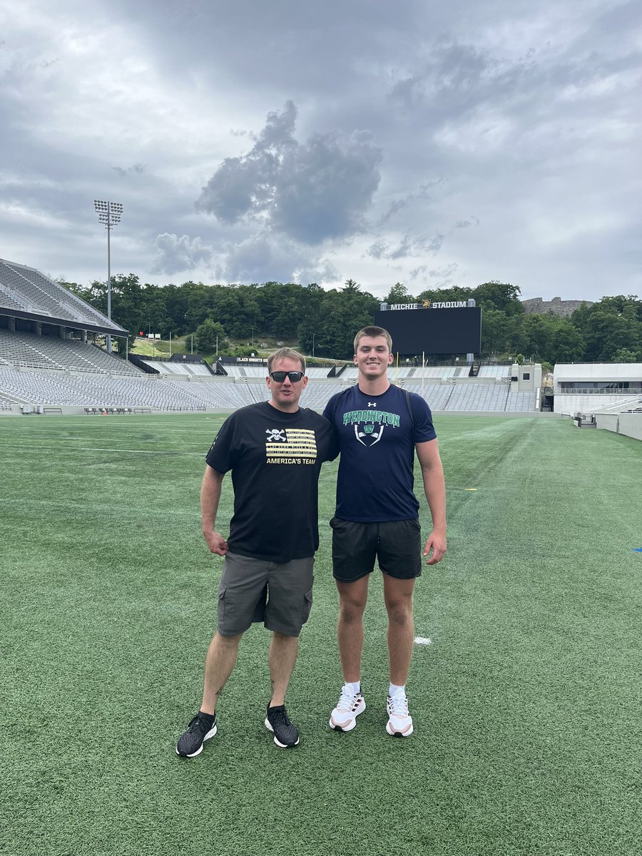 Thank you for the amazing @ArmyWP_Football camp and Campus/Facilities Tour experience today! Had a great time and learned a lot from the coaches and staff @JohnHunter60 @CoachJMNichols @CoachJeffMonken @CortBraswell @ArmyFB_Recruit @BigDubFootball